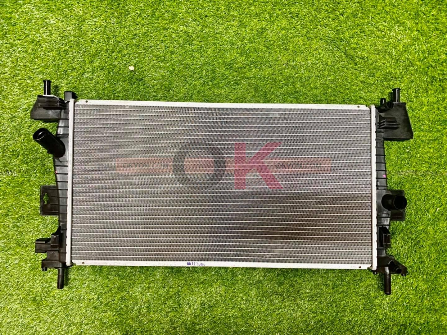 หม้อน้ำ FORD FOCUS MT 16MM LS