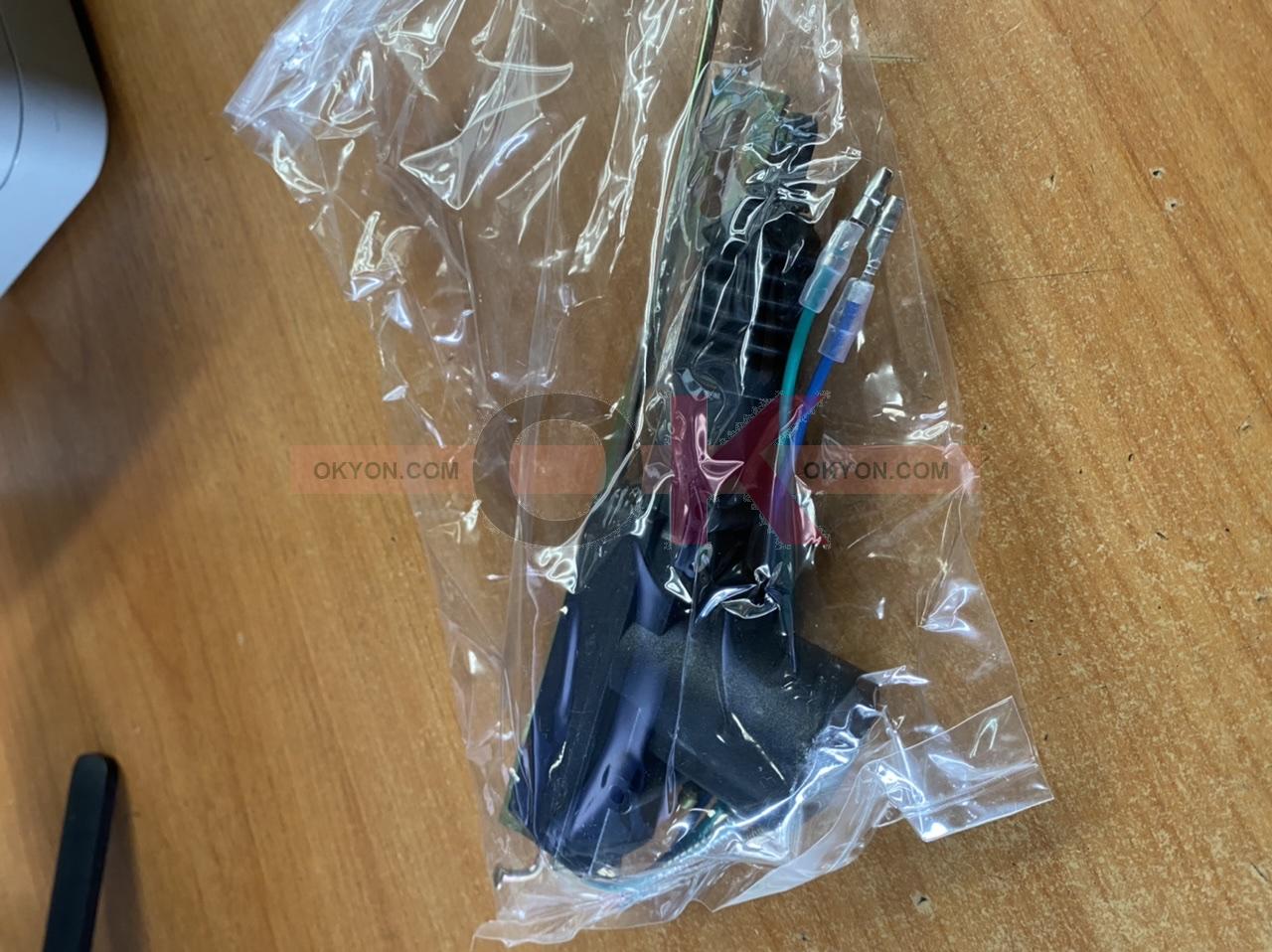 ฝาปิดกรองแอร์ TOYOTA AVANZA 2013