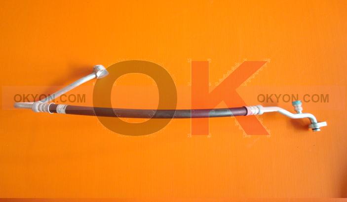 สายแอร์กลาง NISSAN CEFIRO A32