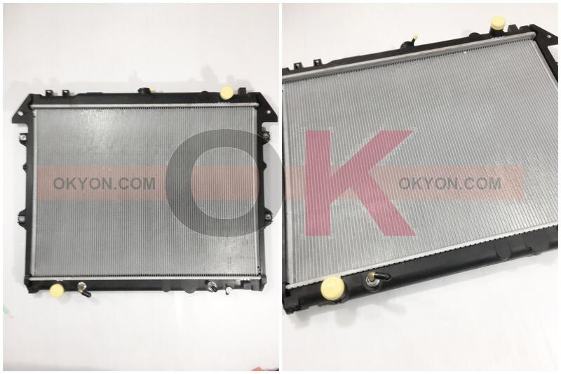 หม้อน้ำ TOYOTA FORTUNER VIGO INNOVA  AT DIESEL 26 MM*
