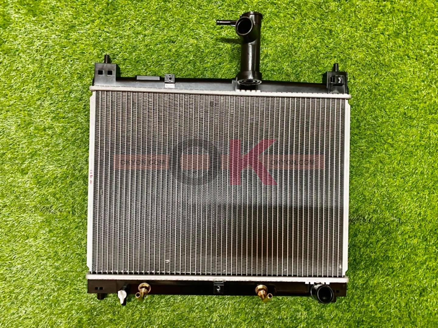 หม้อน้ำ TOYOTA VIOS 2003-2006 AT 16MM VT